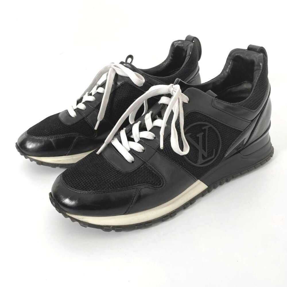 Vuitton sneakers - Run Away line - US7.5 - Picture 3 of 16